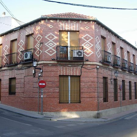 Готель Hostal Cervantes Вальдеморо Екстер'єр фото